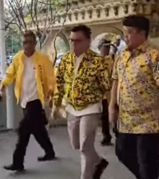 Partai Golkar menyatakan sikap untuk memenangkan Pasangan Calon (Paslon) Bupati dan Wakil Bupati, Acep Jamhuri dan Gina Fadlia Swara