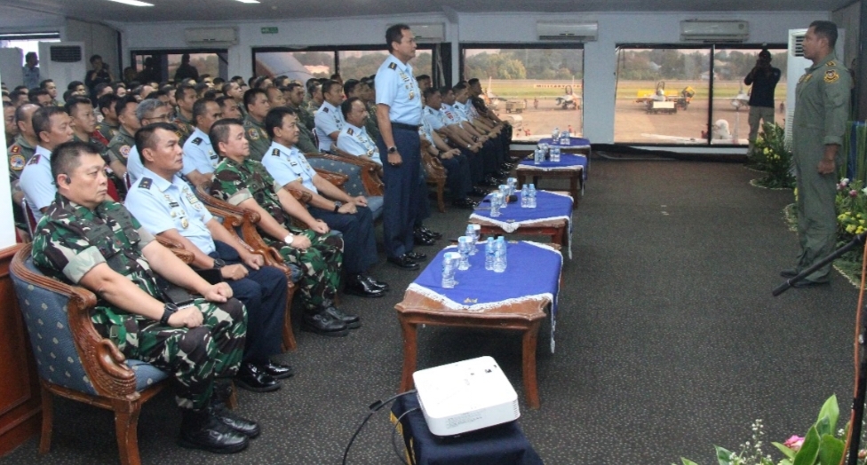 Kaskoopsud I Hadiri Briefing Kasau untuk Penerbangan Demo Udara Gabungan HUT TNI ke-79