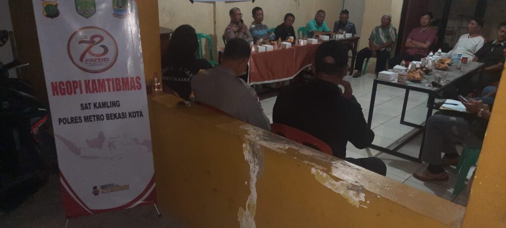 Ngopi Kamtibmas: Jalin Silaturahmi dan Wujudkan Kamtibmas di Mustikasari