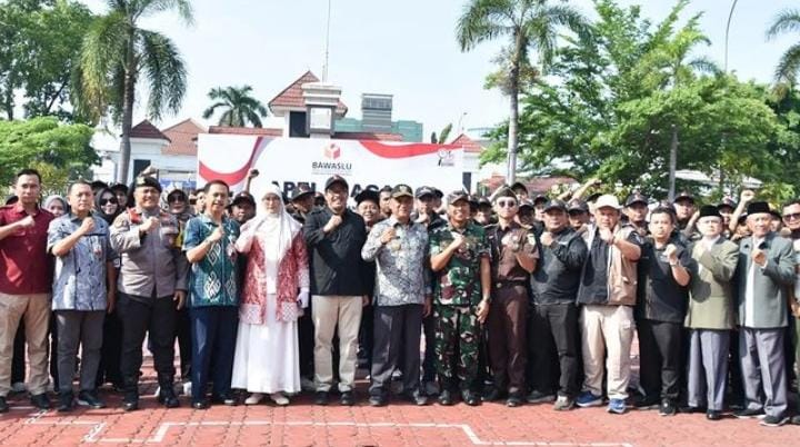 Pemkab Karawang Gelar Apel Siaga Pengawasan Pilkada 2024 untuk Pastikan Proses Pemilu Berkualitas dan Berintegritas