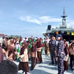 Tingkatan Pengetahuan Generasi Mudah Tentang Angkatan Laut ,KRI Banjarmasin 592 Dan Lanal Palu Gelar Open Ship Tour Di Kota Palu