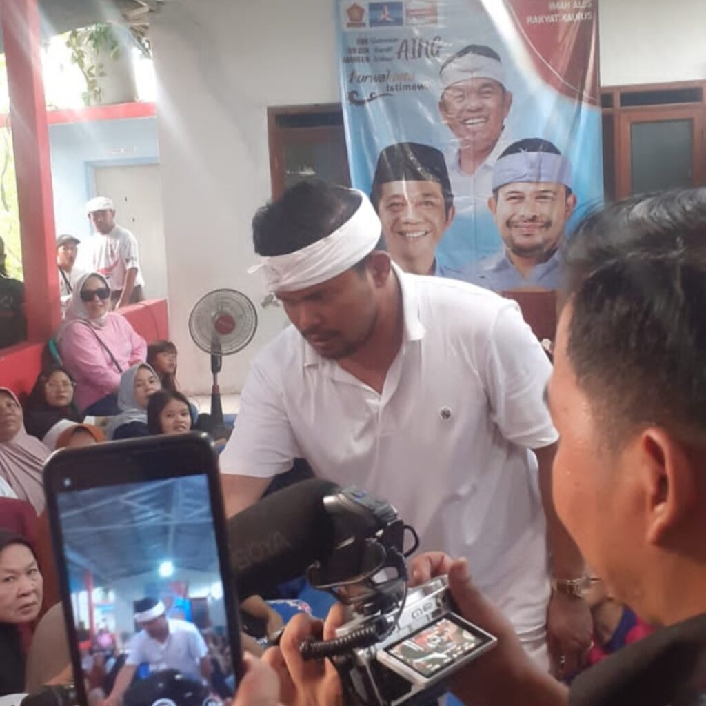 CALON BUPATI ABANG IJO SILATURAHMI BERSAMA WARGA SUKAJADI KECAMATAN PURWAKARTA