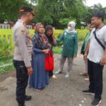 Kapolsek Blanakan Cek TKP ditemukannya Mayat Terapung di Sungai Blanakan.