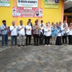 Kapolsek Blanakan Bersama Kadisdik P5a Memberikan Motivasi Kepada Tenaga Pendidik SDN Jayamukti Kec Blanakan