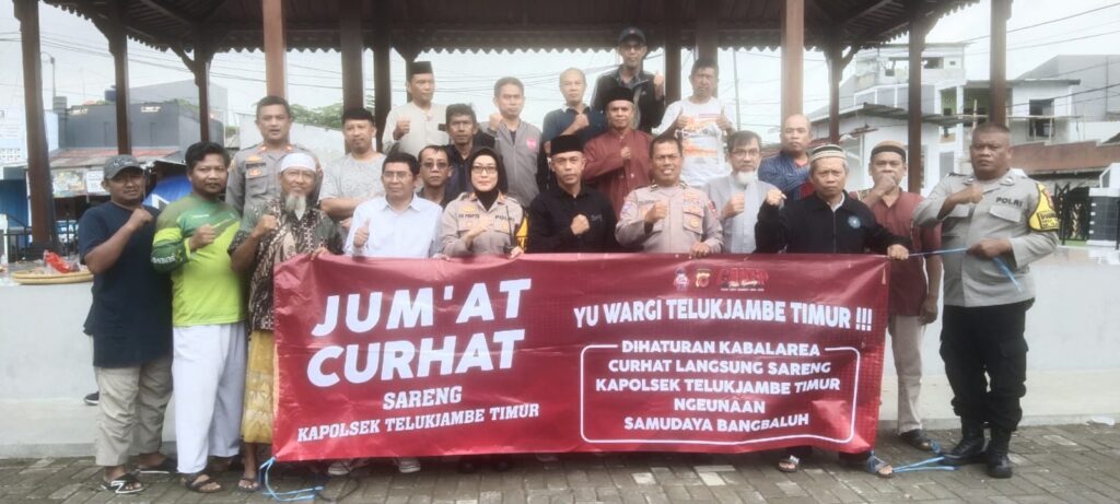Acara Jumat Curhat Forum Masyarakat Karaba bersatu Bersama Kapolres Karawang Di Wakili Oleh Kapolsek Teluk Jambe Timur