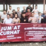 Acara Jumat Curhat Forum Masyarakat Karaba bersatu Bersama Kapolres Karawang Di Wakili Oleh Kapolsek Teluk Jambe Timur