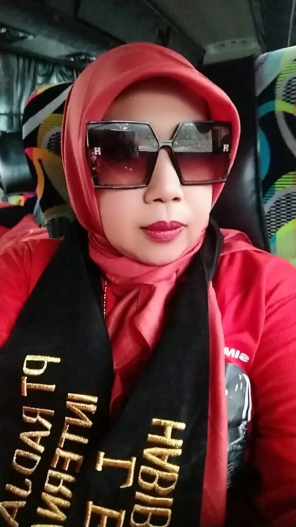 PT Raja Barqung Indonesia Memberi Reward Kepada para Leader dan Mitranya Jalan-Jalan Ke Tiga Negara