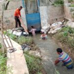 Dangkalnya Dan Sempitnya Pintu Kalen Kali Malang, Membuat Air Lambat Mengalir.