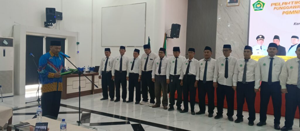 Pelantikan Pengurus PC PGMNI Kabupaten Karawang: Harapan Baru untuk Guru Madrasah