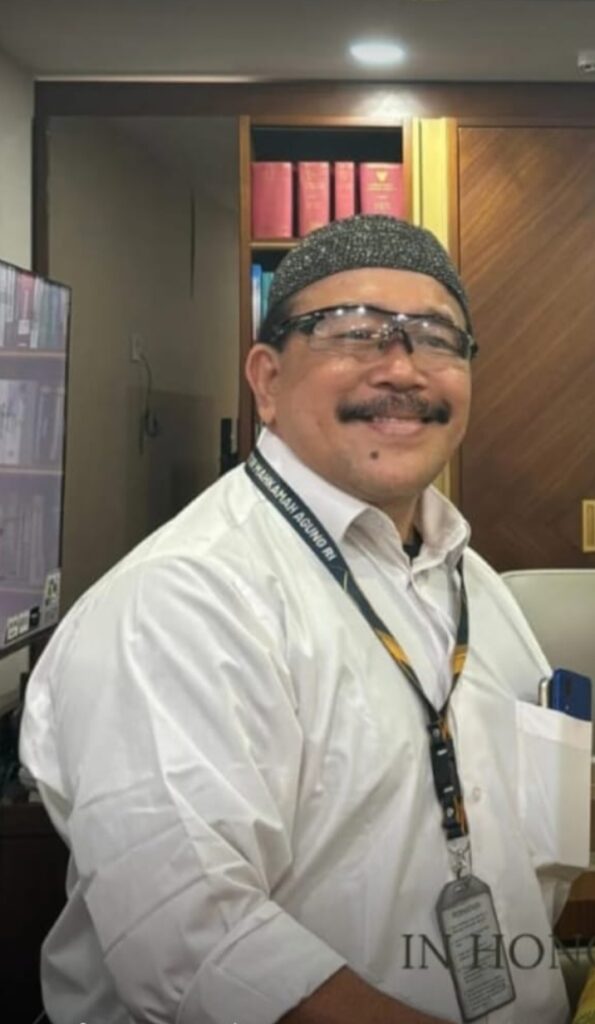 Ketua Dewan Pakar DPP LSM ELANG MAS Prof.Dr.KH.Sutan Nasomal,SH.MH,Minta Presiden Jenderal Prabowo Subianto Tinjau Juklak Perbankan Pemerintah dan Swasta. 