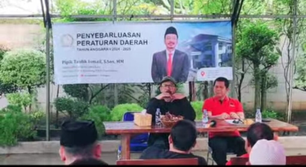 Sosialisasikan Perda Desa Wisata di Kabupaten Purwakarta Bersama Anggota Dewan Prof Jabar H.Pipik Taufik Ismail.