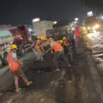 Bupati Karawang Turun Langsung Perbaiki Jalan Interchange Karawang Timur
