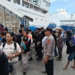 Mudik Aman, Keluarga Nyaman: Polisi Maksimalkan Pengamanan dan Pelayanan di Pelabuhan Makassar