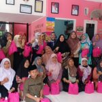 Santunan Anak Yatim oleh Bank Sampah Induk (BSI) Ecovillage Karawang-Cikampek