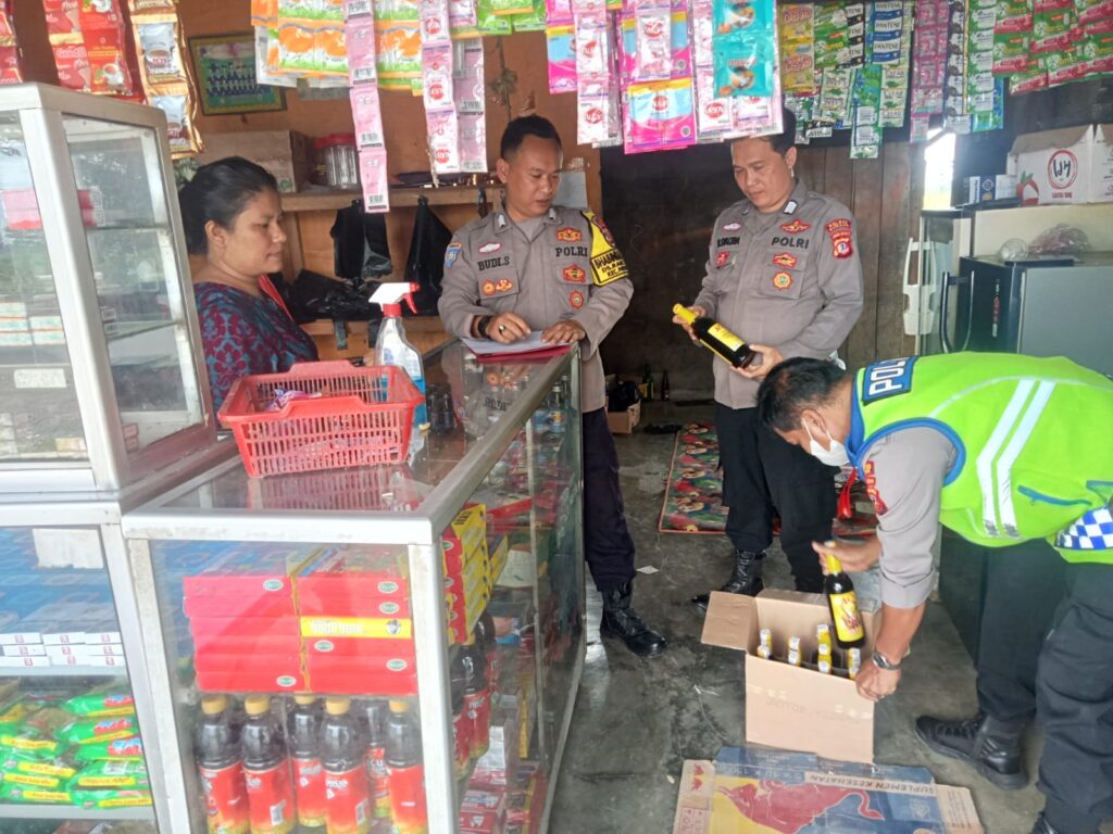 POLSEK PATOKBEUSI MERAZIA WARUNG YANG MENJUAL MIRAS SAAT MALAM TAKBIR IDUL FITRI 2025