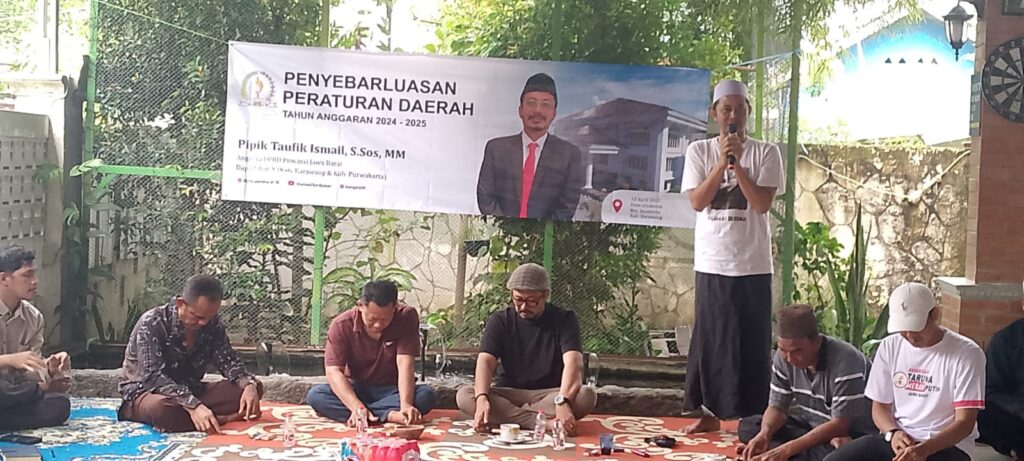 Anggota DPRD Jabar Pipik Taufik Ismail Sosialisasikan Perda Perlindungan Tenaga Kerja di Karawang
