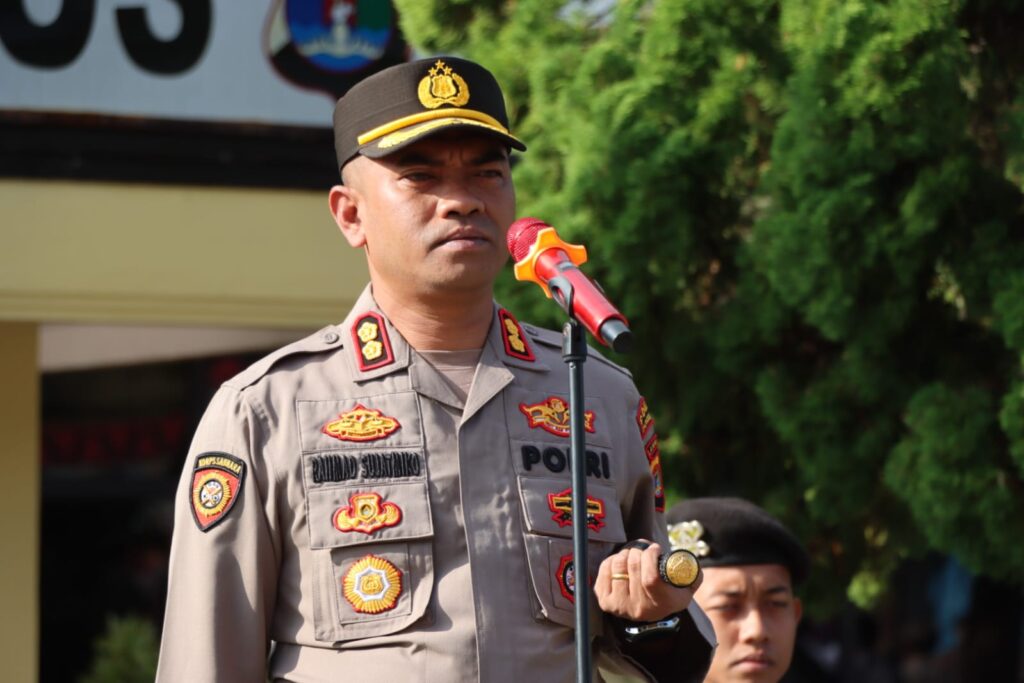 Pimpin Apel Perdana, Kapolres Tanggamus Sampaikan Sejumlah Pesan Tegas ke Personel
