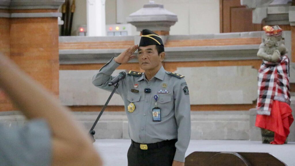 Apel Pagi Kanwil Kemenkum Bali, Pembina Apel Tekankan Evaluasi Kinerja dan Peningkatan Integritas