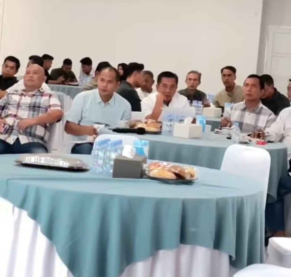 Pemkab Karawang Ikuti Rapat Koordinasi Pergeseran APBD dan Kebijakan Penanganan Sampah Bersama Gubernur Jawa Barat