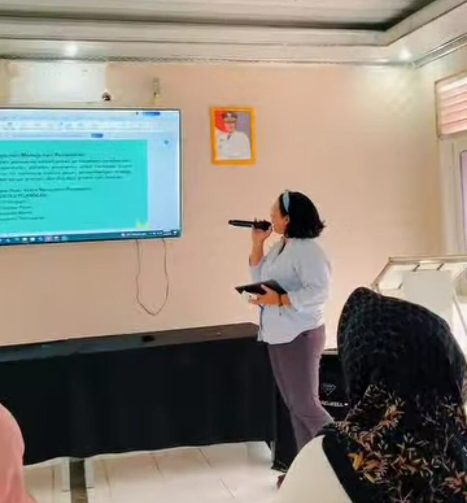 PENDAMPING MENTORSHIP 360 KARAWANG 2025 GELAR PRESENTASI PERORANGAN UNTUK TINGKATKAN KOMPETENSI PENDAMPING UMKM