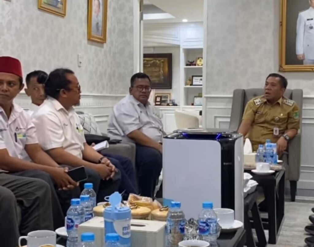 Pemkab Karawang Tindak Lanjuti Permasalahan Saluran Tersier di Desa Mekarjaya