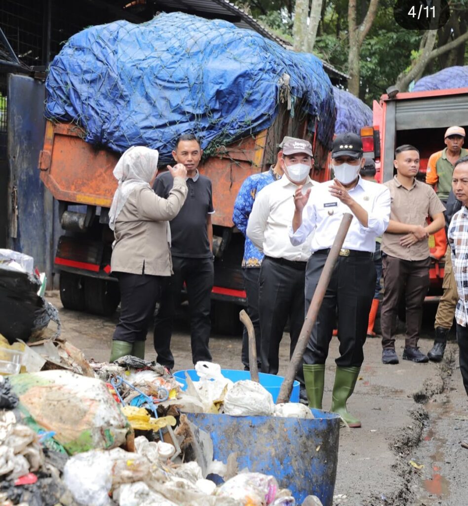 Cimahi Tetapkan Status Darurat Sampah, Gelar Apel Siaga dan Bersih-Bersih Massal
