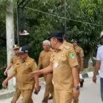 Pemkab Karawang Tinjau Tanggul Longsor di Desa Wadas, Siapkan Langkah Cepat Penanganan