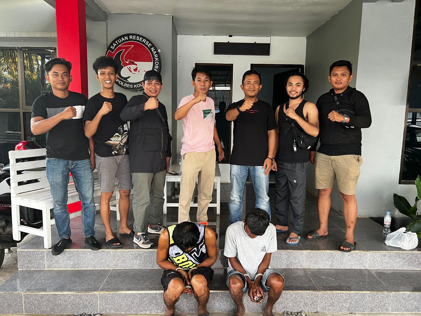 Berkat ‘Sahabat Polri’ Yang Dilaksanakan Polres Kolaka, Sindikat Pengedar Shabu Via Bus Antar Provinsi Terjaring di Wilayah Bombana.