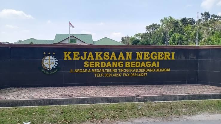 Kriminalisasi Nasabah, Pensi dan PC? Kejari Sergai Dinilai Tebang Pilih dalam Kasus Bank Sumut