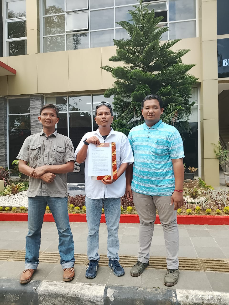 Penghina Gubernur Sumatera Kembali Dilaporkan