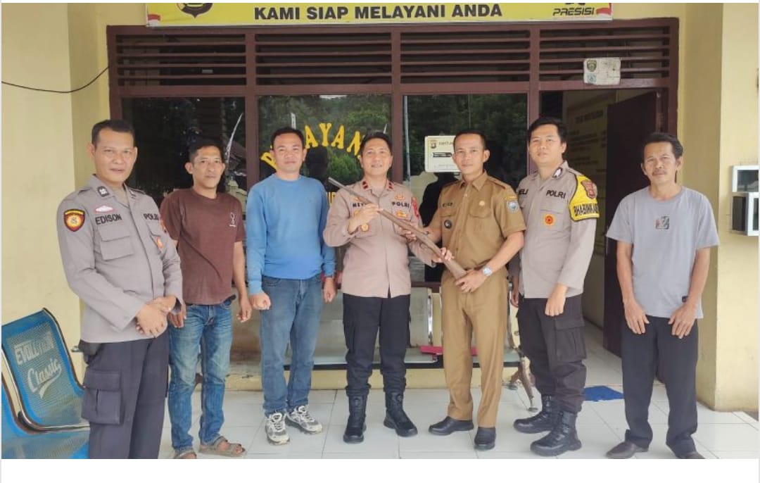 Operasi Senpi Musi 2025, Polsek Semidang Aji Terima Serahan Senjata Api Rakitan