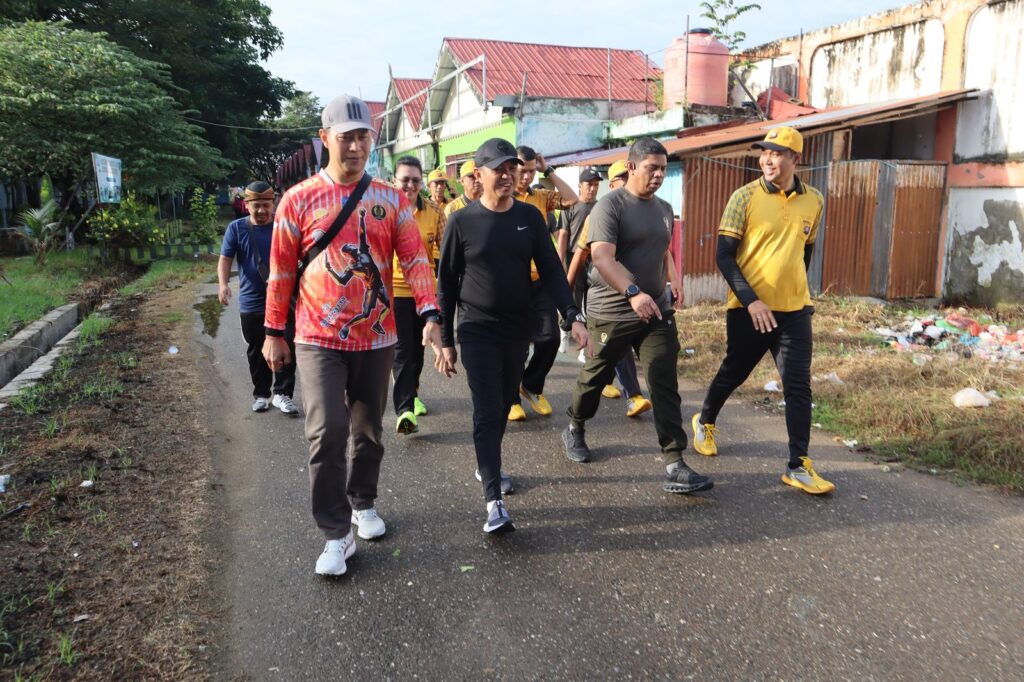 Semarak Hari Bhayangkara ke-79, Polres Kolaka Gelar Olahraga Bersama 