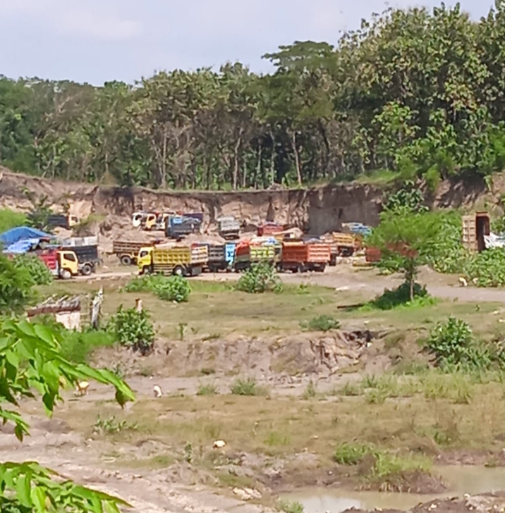 Diduga ada Backing Kuat dibalik Tambang Ilegal Galian C di Desa Katur.