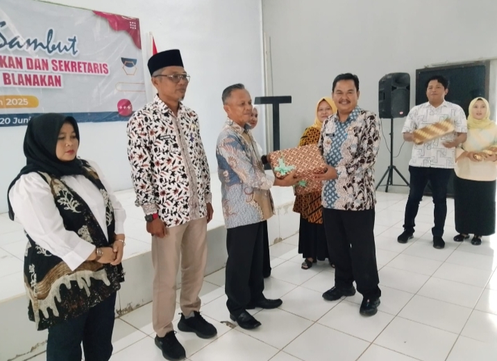 Pisah Sambut Pejabat Camat Dan Sekmat Blanakan Tahun 2025