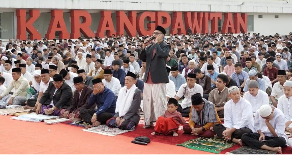 Pemkab Karawang Gelar Shalat Idul Adha 1446 H, Bupati Aep Tekankan Makna Qurban dan Keikhlasan