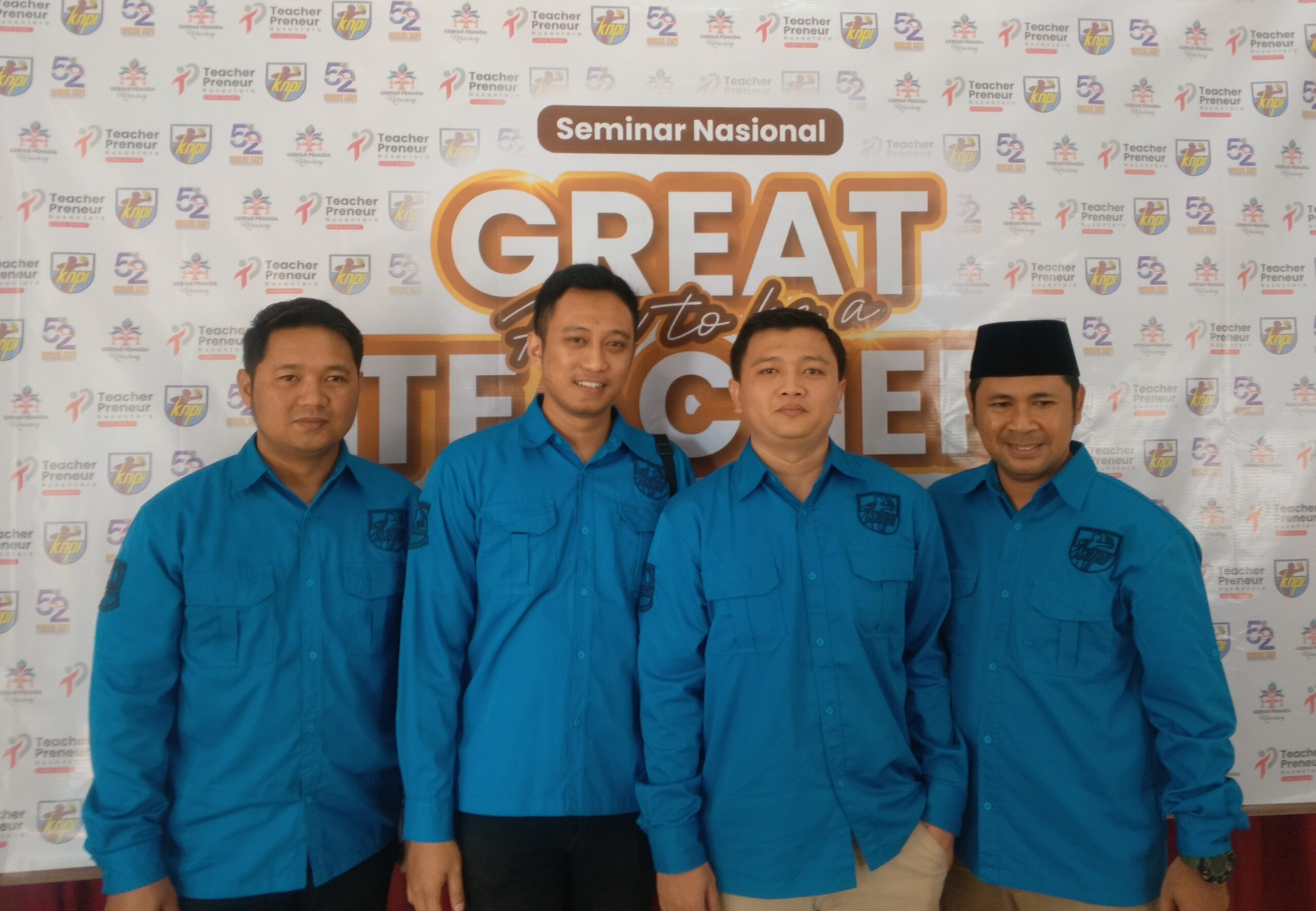 KNPI Gelar Kegiatan “Great Teacher” sebagai Pembuka Gebyar Pemuda Karawang 2025