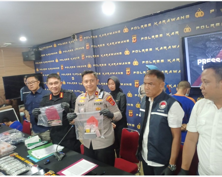 Upaya Penyelundupan Narkoba dalam Gulai Ayam Gagal, Polres Karawang Tangkap Satu Tersangka