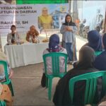 Sri Rahayu Sosialisasikan Perda Pemberdayaan dan Perlindungan Perempuan di Karawang