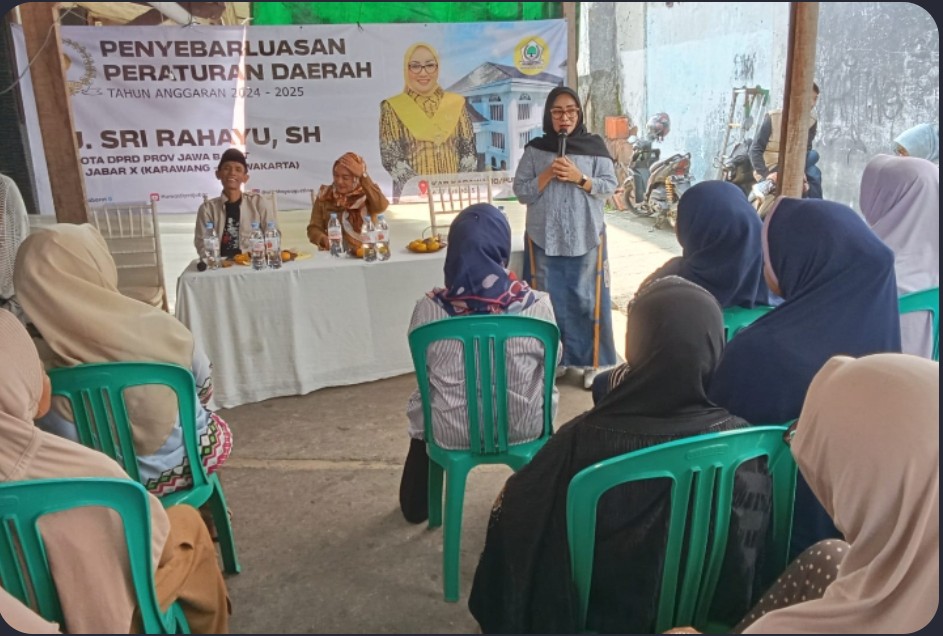 Sri Rahayu Sosialisasikan Perda Pemberdayaan dan Perlindungan Perempuan di Karawang
