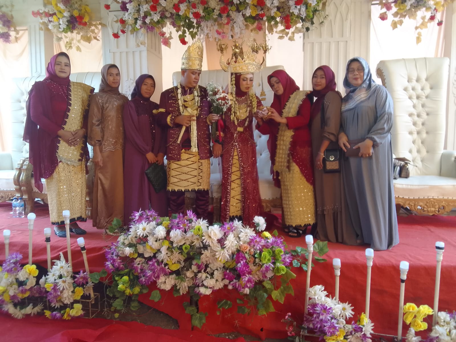 Pernikahan Meriah Anida dan Ipan di Desa Gedung Negara, Dihadiri Kepala Desa dan KUA