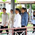 Didampingi Asri Ludin Tambunan, Wapres Gibran Janjikan Laptop Usai Tinjau Sekolah Rakyat di Deli Serdang