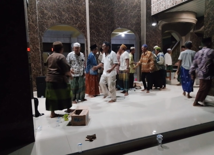 Musyawarah Pergantian Pengurus DKM Masjid Jami Al Hidayah Berjalan Dengan Lancar.