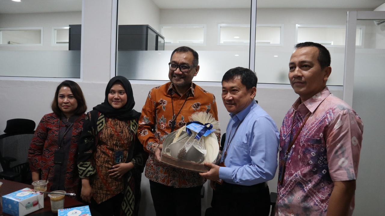 EVP Telkom Regional 1 dan GM Witel Sumut Perkuat Engagement di RS Murni Teguh pada Hari Pelanggan Nasional