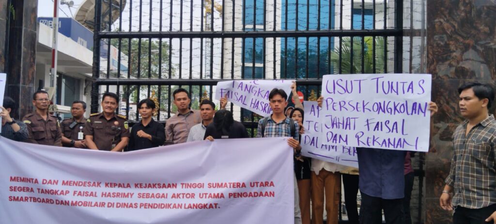 Kejari Langkat Dinilai Lamban, PERMAK Minta Kejati Sumut Ambil Alih Kasus Smartboard