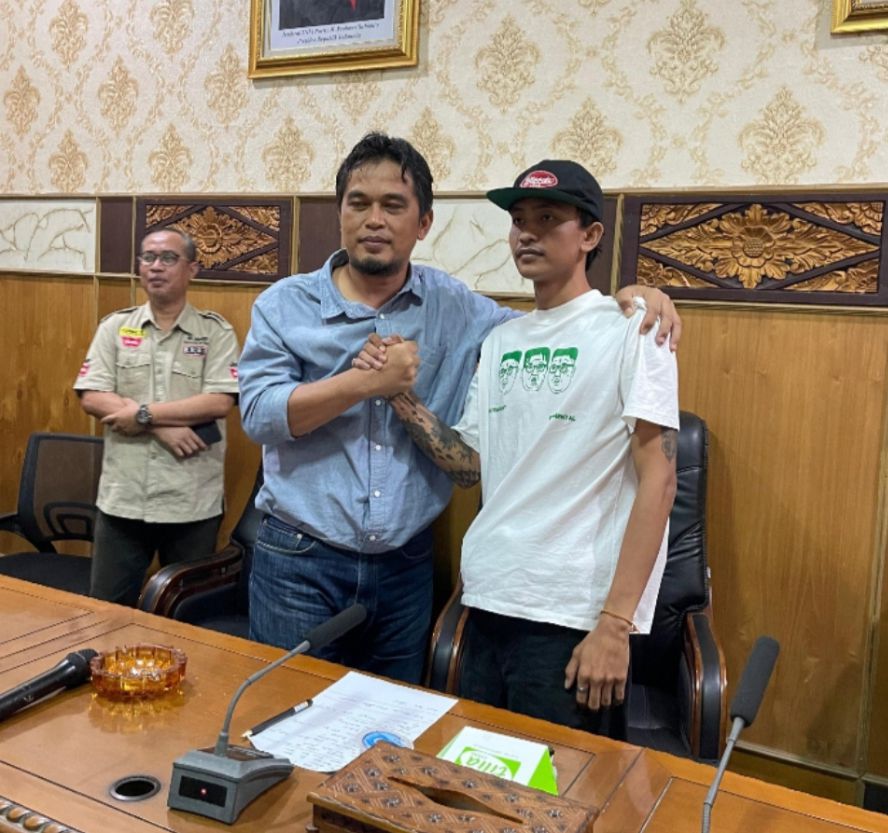 Sikap Besar Hati Awal Pajri: Klarifikasi, Minta Maaf, dan Damai dengan Peserta Demo di DPRD OKU