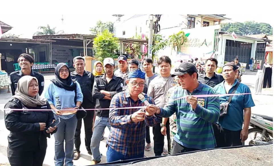 BUMDesa Rahayu Gelar Gebyar Pasar Murah dan UMKM di Cikampek Timur