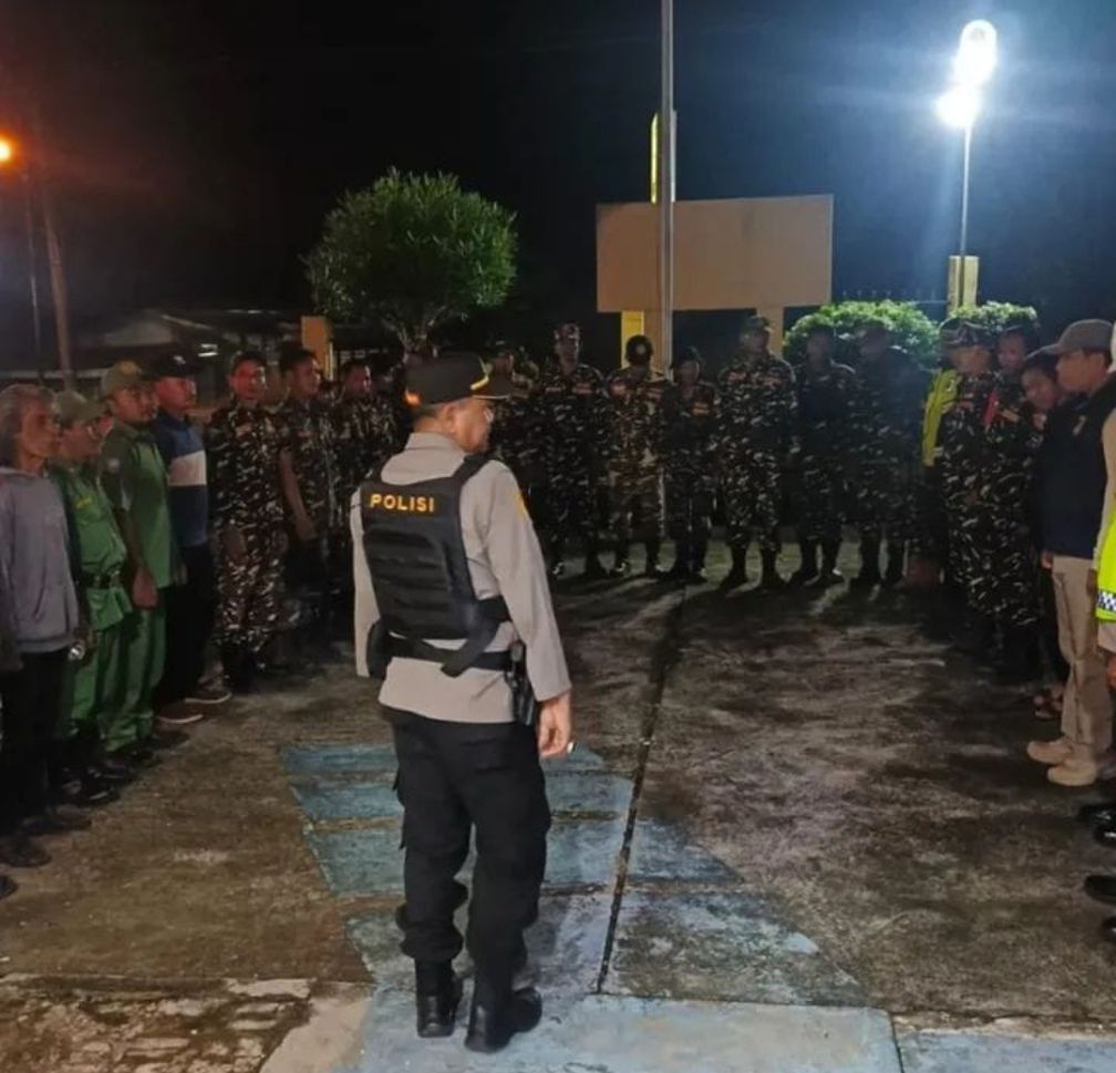 Polsek Sinar Peninjauan Gelar Patroli Dialogis Gabungan, Wujudkan Kamtibmas Kondusif