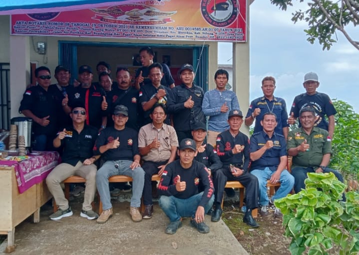 Rapat Akhir Tahun DPC LSM ELANG MAS Kota Pagaralam – Sumsel, Sekaligus merayakan HUT LSM ELANG MAS yang Ke 4 Tahun. 