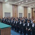 KPT Mengambil Sumpah 71 Advokat