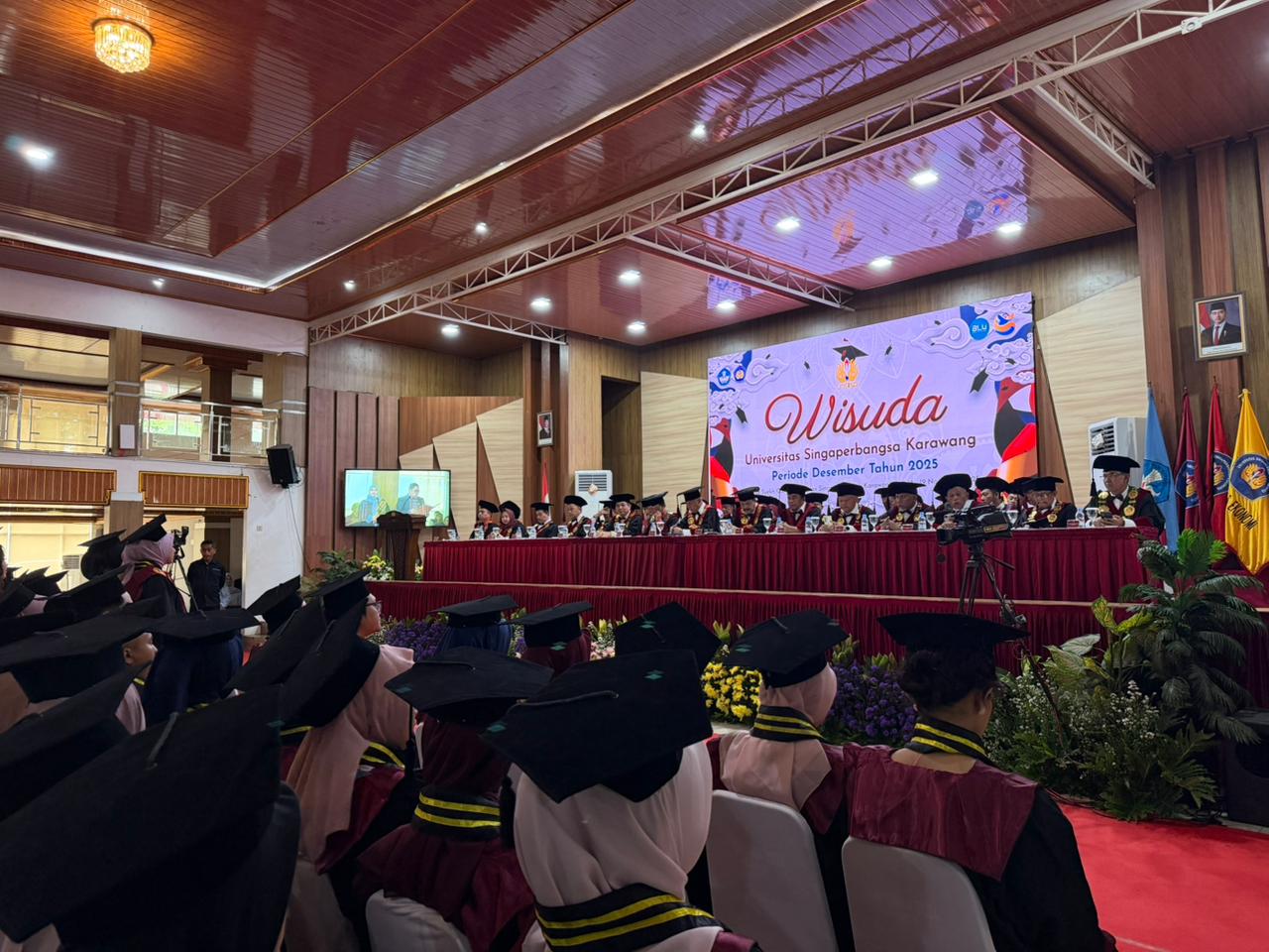 UNSIKA Wisuda 1.571 Lulusan pada Periode Desember 2025, Rektor Sampaikan Tujuh Kunci Menjalani Kehidupan